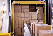 Noch hält der Paketboom in Deutschland an. Doch Händler rechnen nach den ersten beiden Corona-Jahren mit einer Rückkehr zur Normalität. - Jens Kalaene/dpa