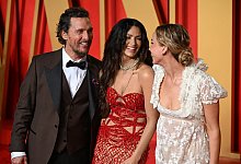 Matthew McConaughey, Camila Alves und Jennifer Lawrence - Doug Peters/PA Wire/dpa