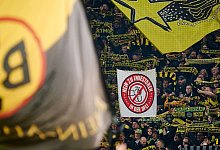 Fans von Borussia Dortmund - Bernd Thissen/dpa