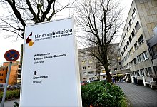 Margret B. wurde in der Augenklinik Rosenh&ouml;he wegen einer Netzhautabl&ouml;sung operiert. F&uuml;nf Tage musste sie anschlie&szlig;end vor Ort bleiben. - Barbara Franke