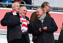 Uli Hoeneß (l) und Karl-Heinz Rummenigge (r) - Matthias Balk/dpa