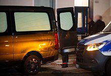 Frau und Baby tot aufgefunden – Vater tatverdächtig - Henning Kaiser/dpa