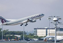 Abschiebeflug ab Flughafen Leipzig - Jan Woitas/dpa