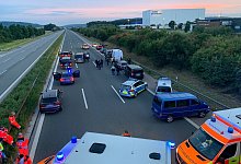 Angriff im Reisebus - Foto: Ralph Goppelt/Vifogra/dpa