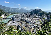 Ausblick vom Mönchsberg auf Salzburg - Anita Arneitz/dpa-tmn