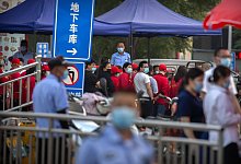 Peking - Foto: Mark Schiefelbein/AP/dpa