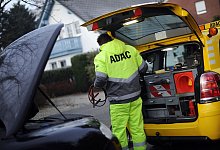 ADAC Pannenhelfer - Foto: picture alliance / dpa