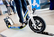 Polizei-E-Scooter auf Norderney - Hauke-Christian Dittrich/dpa