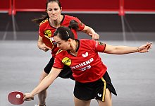 Deutsches Tischtennis-Doppel Yuan Wan/Sabine Winter - He Changshan/XinHua/dpa