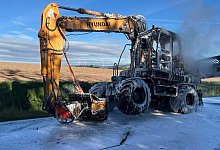 Baggerbrand bei Barntrup - 1 - Bildrechte: Polizei Lippe