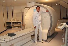 Seit 25 Jahren Facharzt und Kenner der Radiologie - Engelhardt