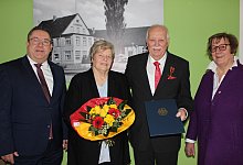 pressefoto_ordensverleihung_diekhof_friedrich - Kreis Lippe