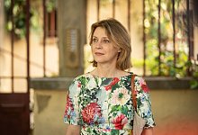 Margherita Buy als Dora in einer Szene des Films "Drei Etagen" von Nanni Moretti. - Alberto Novelli/Happy Entertainment/dpa