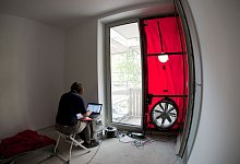 Blower-Door-Test - Klaus-Dietmar Gabbert/dpa-tmn