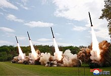 Raketenstarts - KCNA/KNS/dpa