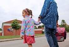 So kommt das Kind sicher allein zur Schule - Mascha Brichta/dpa-tmn