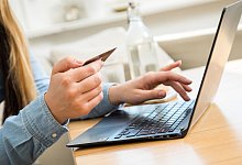 Online-Einkauf - Foto: Christin Klose/dpa-tmn