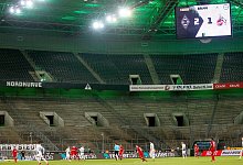 Geisterspiele - Foto: Roland Weihrauch/dpa