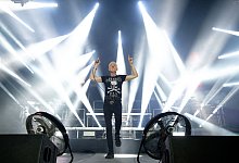 Der Sänger H.P. Baxxter von der Band Scooter beim Konzert zum Auftakt des Musikfestival «c/o pop» 2019. - Henning Kaiser/dpa