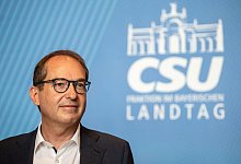 Dobrindt - Foto: Matthias Balk/dpa