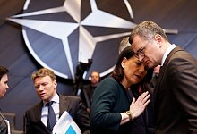 Baerbock und Kuleba - Geert Vanden Wijngaert/AP/dpa