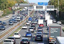 Vollsperrung auf der A1 rund um Leverkusen angek&uuml;ndigt - Roberto Pfeil/dpa