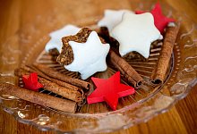 Zimtsterne - Hauke-Christian Dittrich/dpa