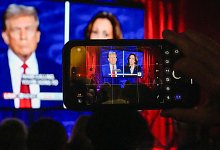 Wahlkampf USA - TV-Duell Harris Trump - Morry Gash/AP/dpa