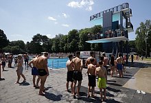 Freibad - David Young/dpa