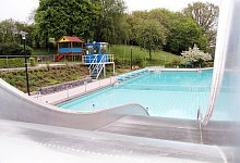 no_ka_freibad-2 - Alexandra Strathmann