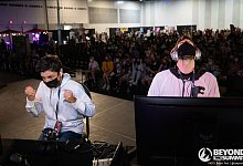 Mainstage - Robert Paul/Beyond the Summit/dpa