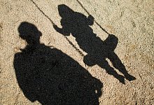 Gesch&auml;ftsmodell Vaterschaft - Julian Stratenschulte/dpa