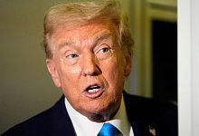 US-Präsident Trump - Mark Schiefelbein/AP/dpa