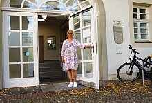 rathaustur-quer-bearb - Gemeinde Schlangen