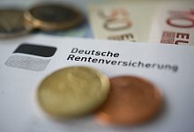 Rentenbeitr&auml;ge - Foto: Marijan Murat/dpa/dpa-tmn