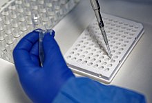 PCR-Test - Foto: Henning Kaiser/dpa