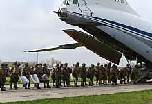 Milt&auml;r - Foto: AP/dpa/Archiv