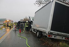 Schwerer Unfall - A2 Richtung Hannover stundenlang gesperrt - Daniel Hobein/Feuerwehr Bad Salzuflen/dpa