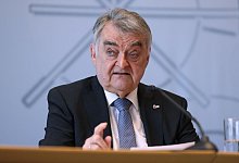 NRW-Innenminister Reul - David Young/dpa