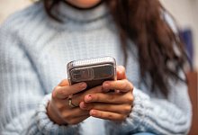 Smartphone - Fernando Gutierrez-Juarez/dpa