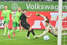 VfL Wolfsburg - Borussia M&ouml;nchengladbach - Swen Pf&ouml;rtner/dpa