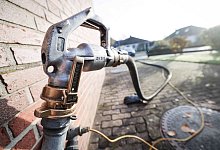 Wer derzeit seine Heiz&ouml;l-Speicher auff&uuml;llen muss, muss tief in die Tasche greifen. - Christian Charisius/dpa/dpa-tmn