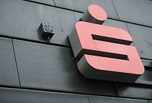 Sparkasse - Foto: Arne B&auml;nsch/dpa/Archivbild