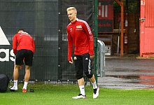 Timo Baumgartl (M) ist k&uuml;rzlich wieder ins Mannschaftstraining des 1. FC Union eingestiegen. - Michael Hundt/dpa