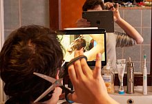 Missratene Lockdownfrisur - Foto: Thomas Frey/dpa