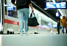 Bahn - Fernverkehr - Annette Riedl/dpa