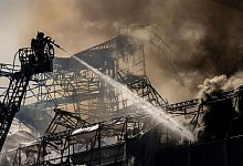 L&ouml;scharbeiten - Emil Nicolai Helms/Ritzau Scanpix Foto/AP/dpa