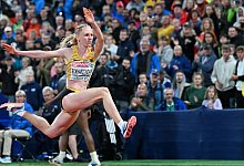 Wurde im Dreisprung-Finale Vierte: Neele Eckhardt-Noack im Sprung. - Sven Hoppe/dpa