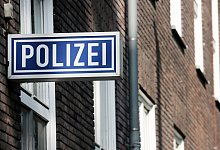 Polizei - Foto: Roland Weihrauch/dpa