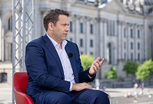 ARD-Sommerinterview mit SPD-Parteichef - Christophe Gateau/dpa